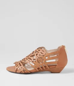 Women SUPERSOFT Comfort|Heels-Baysidey Dark Tan Leather Sandals