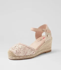 Women I LOVE BILLY Heels-Bessine Blush Daisy Synthetic Raffia Heels