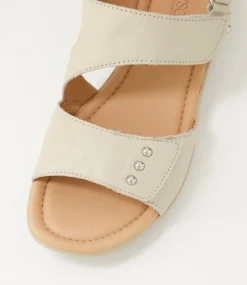 Women SUPERSOFT Comfort|Flats-Bills Almond Leather Sandals