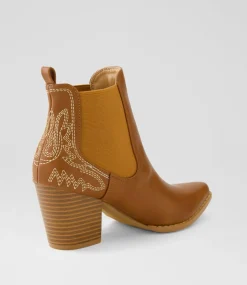 Women I LOVE BILLY Boots-Cahoots Tan Ankle Boots