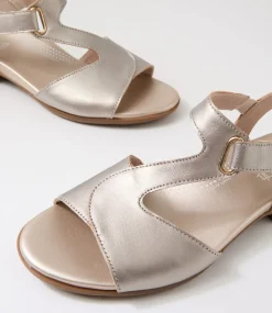 Women SUPERSOFT Comfort|Flats-Coras Prosecco Leather Sandals