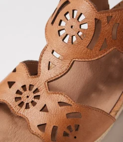 Women SUPERSOFT Comfort|Sandals-Corrines Dark Tan Leather Sandals