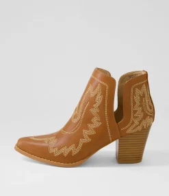 Women I LOVE BILLY Boots-Craayzie Tan Ankle Boots