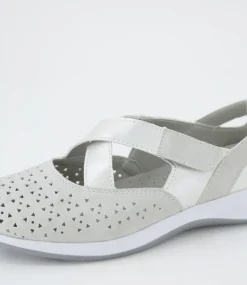 Women I LOVE BILLY Flats-Crouse Dove Silver Dust Flat Shoes