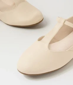 Women I LOVE BILLY Flats-Daliee Almond Flat Shoes