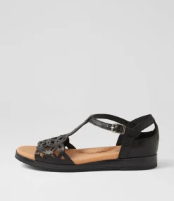 Women SUPERSOFT Comfort|Flats-Fan Black Leather Sandals