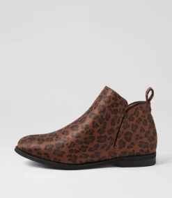 Women I LOVE BILLY Boots-Fanda Brown Leopard Microsuede Chelsea Boots