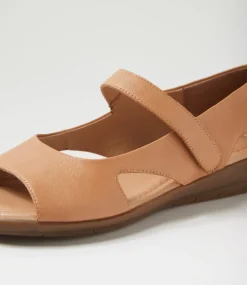 Women SUPERSOFT Comfort|Flats-Fleure Spice Leather Sandals