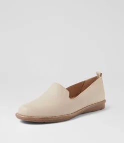 Women SUPERSOFT Comfort|Loafers-Frutie Almond Leather Loafers