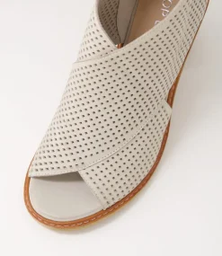 Women TOP END Heels-Greeca Stone Leather Sandals