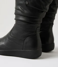 Women SUPERSOFT Boots-Hatie W Black Leather Calf Boots