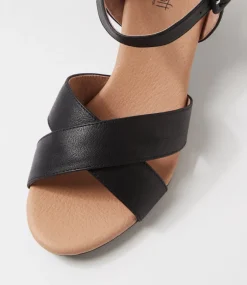 Women SUPERSOFT Comfort|Heels-Ingrids Black Leather Sandals