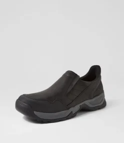 COLORADO Casuals-Joao Black Tumble Leather Flat Shoes