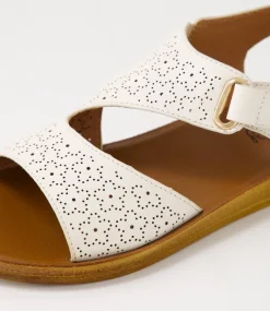 Women I LOVE BILLY Flats-Kandall Almond Sandals