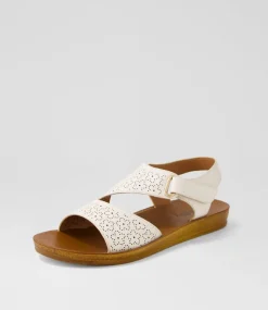 Women I LOVE BILLY Flats-Kandall Almond Sandals
