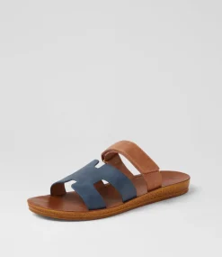 Women I LOVE BILLY Flats-Kistali Navy Tan Sandals