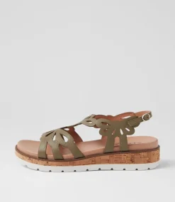 Women SUPERSOFT Comfort|Flats-Laciest Khaki Leather Sandals