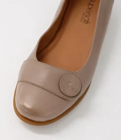 Women SUPERSOFT Comfort|Flats-Nanien Taupe Gum Sole Leather Ballet Flats