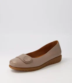 Women SUPERSOFT Comfort|Flats-Nanien Taupe Gum Sole Leather Ballet Flats