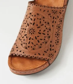 Women DIANA FERRARI Slides|Sandals-Niomee Tan Leather Slides