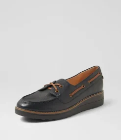 Women TOP END Flats-Okies Navy Drambuie Leather Boat Shoes