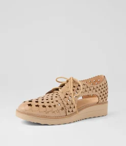 Women TOP END Flats-Ozippy Camel Leather Lace Up Flats