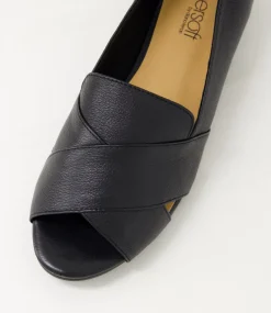 Women SUPERSOFT Flats-Petunia Black Leather Flat Shoes