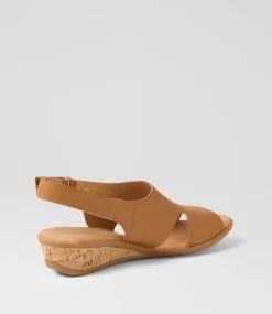 Women SUPERSOFT Comfort|Heels-Pleasing Dark Tan Leather Sandals