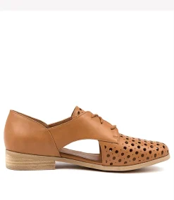 Women I LOVE BILLY Flats-QUIETLY TAN SMOOTH