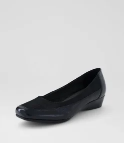 Women SUPERSOFT Comfort|Heels-Rayie Black Dot Patent Suede Flats