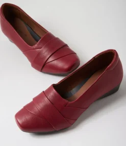 Women SUPERSOFT Flats|Comfort-Rayleen Cherry Leather Heels