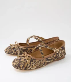 Women I LOVE BILLY Flats-Sabine Leopard Fabric Flat Shoes