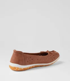 Women I LOVE BILLY Flats-Seito Tan Flat Shoes