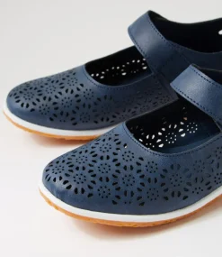Women I LOVE BILLY Flats-SILVIEE IL NAVY SMOOTH