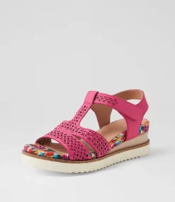 Women SUPERSOFT Comfort|Heels-Social Fuchsia Floral Leather Sandals