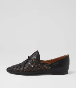 Women TOP END Flats-Solone Black Leather Flat Shoes