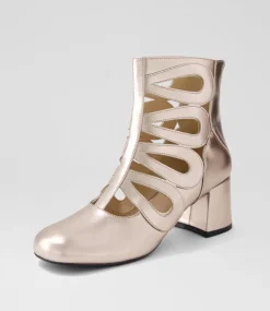 Women I LOVE BILLY Boots-Soopho Champagne Ankle Boots