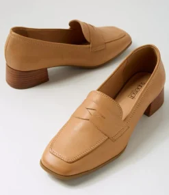 Women SUPERSOFT Comfort|Loafers-Taylar Dark Tan Leather Heels
