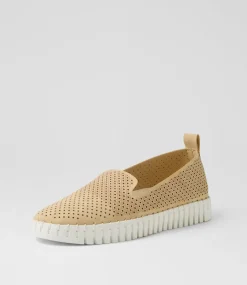 Women I LOVE BILLY Flats-Ulani Sand Flat Shoes