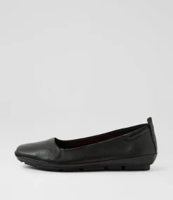 Women SUPERSOFT Flats-Victorie Black Leather Flat Shoes