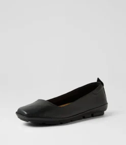 Women SUPERSOFT Flats-Victorie Black Leather Flat Shoes