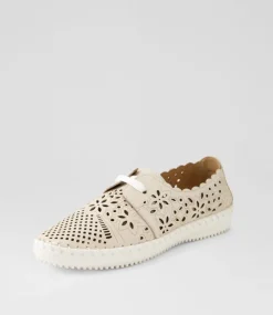 Women SUPERSOFT Comfort|Flats-Wallis Nude Shimmer Leather Lace Up Flats