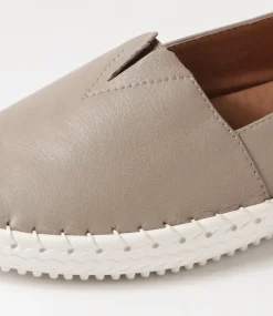 Women SUPERSOFT Comfort|Flats-Wicker Mushroom Leather Loafers