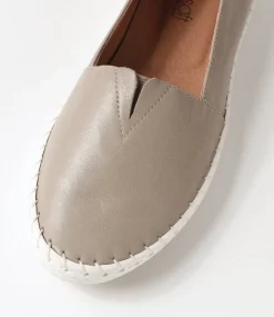 Women SUPERSOFT Comfort|Flats-Wicker Mushroom Leather Loafers